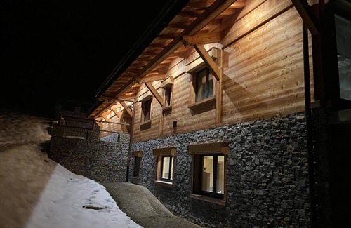 Abondance Ski Chalet | Gîte on the ground floor in the owner's cottage