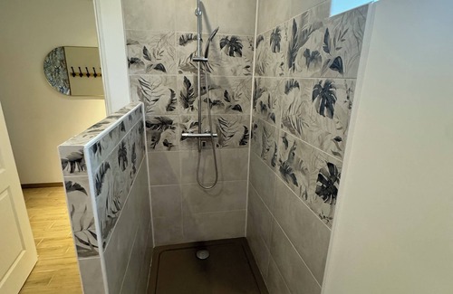 Mont-Dol Apartment | Gite Penelope ideally located between saint Malo and mont st michel