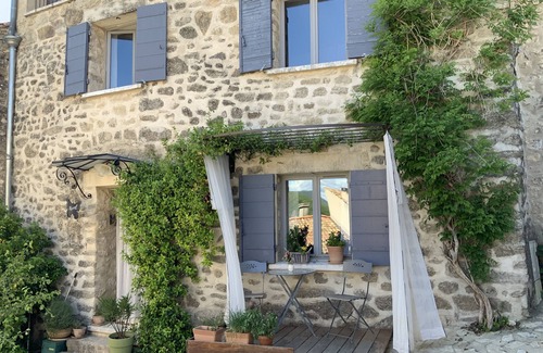 Castellet House | Gite Provence