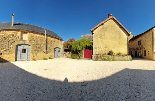 Saint-Crepin-et-Carlucet Cottage | Gite Saint-Crépin-et-Carlucet, 3 bedrooms, 6 persons