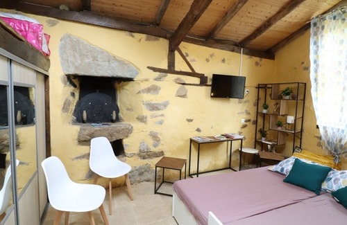 Saint-Etienne-de-Maurs Cottage | Gite Saint-Étienne-de-Maurs, 1 bedroom, 3 persons