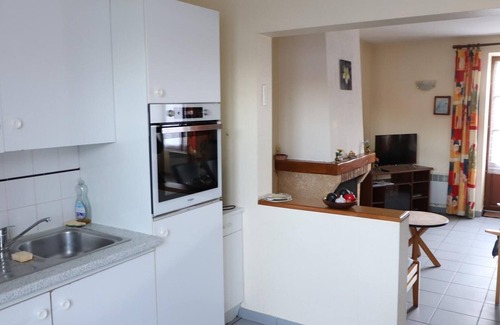 Saint-Leonard-des-Bois Cottage | Gite Saint-Léonard-des-Bois, 3 bedrooms, 6 persons