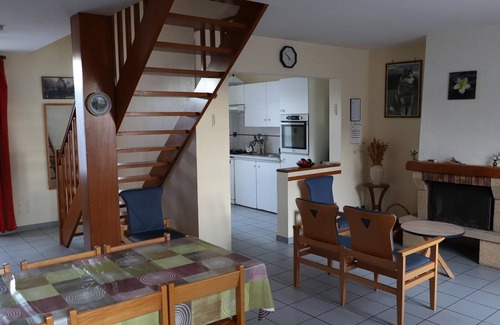 Saint-Leonard-des-Bois Cottage | Gite Saint-Léonard-des-Bois, 3 bedrooms, 6 persons