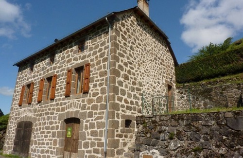 Saint-Projet-de-Salers Cottage | Gite Saint-Projet-de-Salers, 4 bedrooms, 8 persons