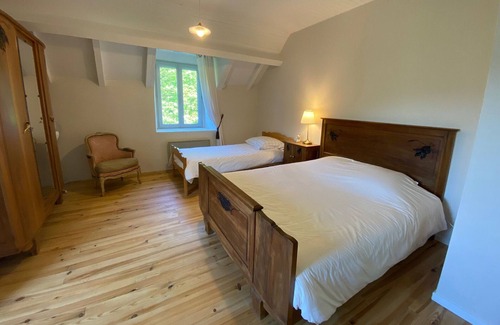 Saint-Chely-d'Aubrac Cottage | Gite Saint-Chély-d'Aubrac, 2 bedrooms, 5 persons