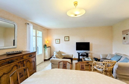 Saint-Gaultier Cottage | Gite Saint-Gaultier, 3 bedrooms, 6 persons