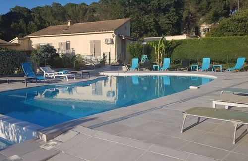 Saint-Paulet-de-Caisson Villa | Gite seasonal rental in the Gard