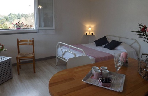 Vitrac Apartment | GITE - STUDIO FOR 2 PERSONS SARLAT