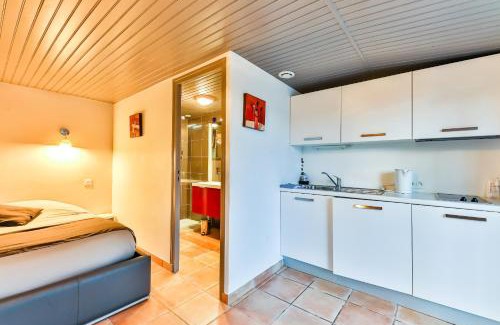 Les Herbiers Apartment | Gite - Studios Marie Barrault