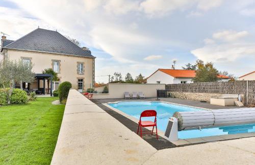 Les Herbiers Apartment | Gite - Studios Marie Barrault