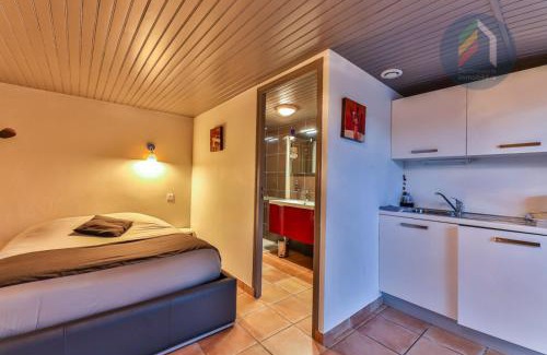 Les Herbiers Apartment | Gite - Studios Marie Barrault