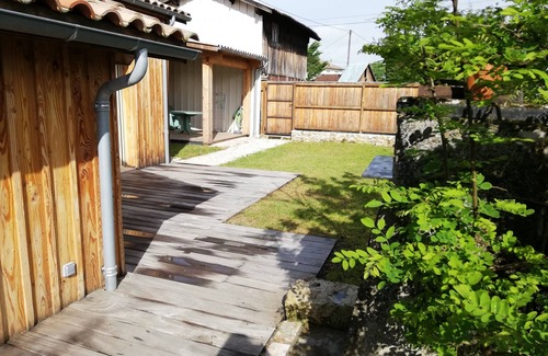 Casteljaloux House | Gite the Squirrel Independent with enclosed garden Ideal Curiste