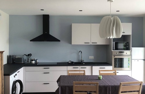 Guisseny Apartment | Gite Tiarmein 2bedrooms with swimming pool 2 steps from the sea