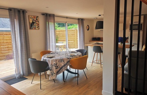 Lannion House | Gîte Trugarez, small renovated house. Situated in the green on the Pink Granite Coast