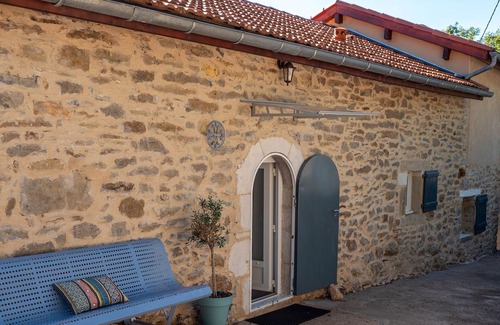 Villefranche-de-Rouergue House | Gite Villefranche-de-Rouergue, 2 bedrooms, 5 persons