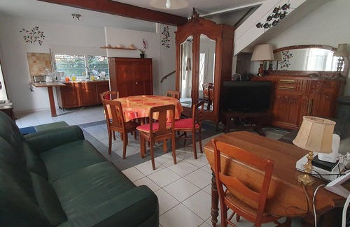 Argeles Plage Villa | Gite villa House 80 meters from the beach, 16 sleeps parking 3 cars