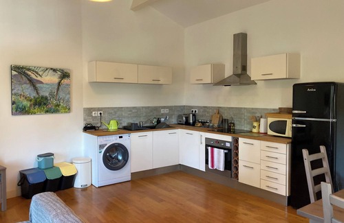 Brantome-en-Perigord Cottage | Gite with pool access in the heart of Brantome