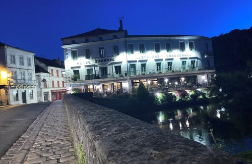 Brantome-en-Perigord Cottage | Gite with pool access in the heart of Brantome