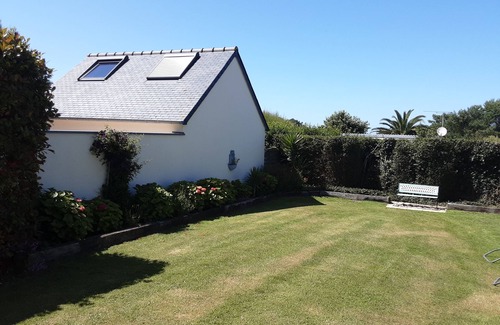 Pleherel-Plage-Vieux-Bourg House | Gite With short stroll to the beach