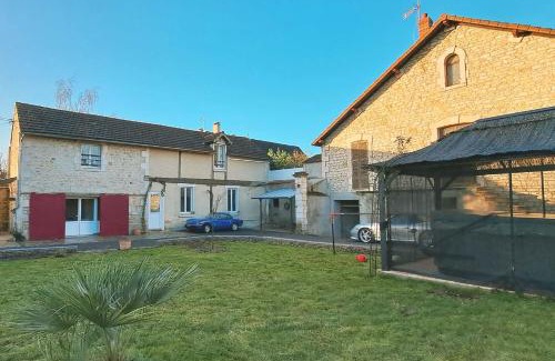 Auxerre Apartment | Gitedelatournelleauxerre