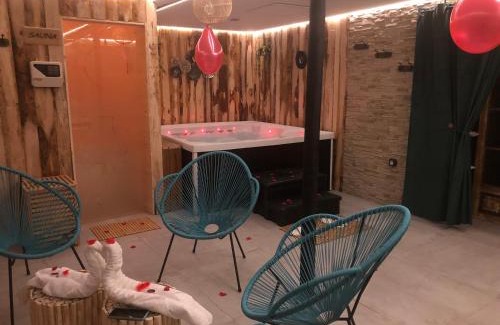 Bergheim Apartment | Gites Aux Fines Bulles d'Alsace SPA privatif en supplément