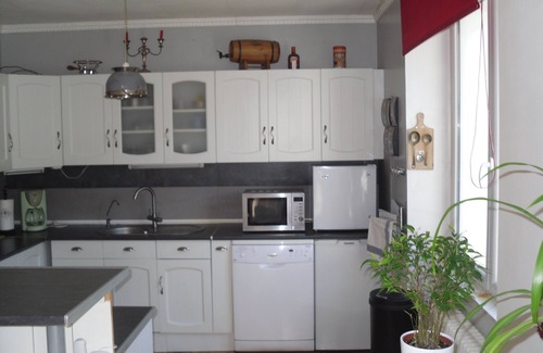 Plourin-les-Morlaix Apartment | Gites de Daumesnil 5 minutes walk from town center.