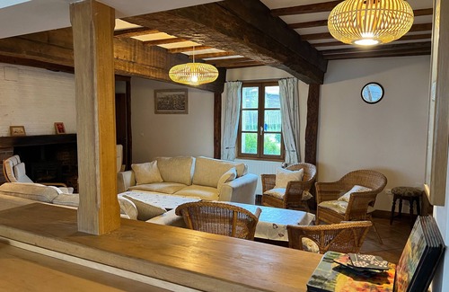 Azincourt House | Gites de l'Alberger