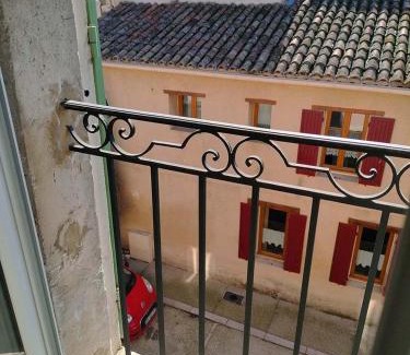 Charleval Apartment | GitesLuberon 4