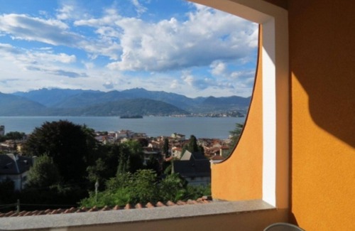 Stresa Apartment | Giulia apt in Stresa, superb view of Lake Maggiore, balcony, A/C, garage, garden