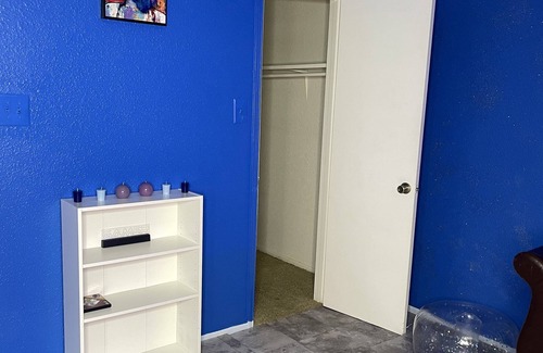 The Villages Apartment | Giving The Blues