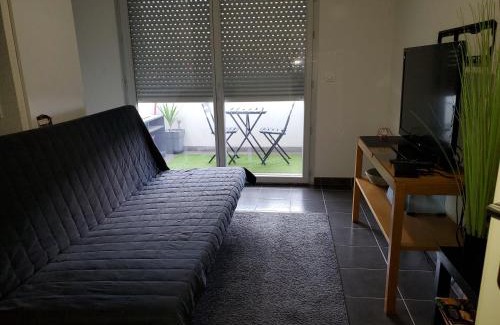 Euromed - La Joliette Apartment | GK2night, appartement avec parking sous sol gratuit
