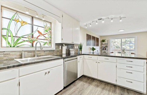 Columbia Falls House | Glacier Getaway! Huge Home! Sleeps 14!