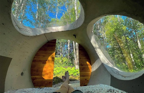 Coram Cabin | Glacier Glamp Stargazer Tube Tent