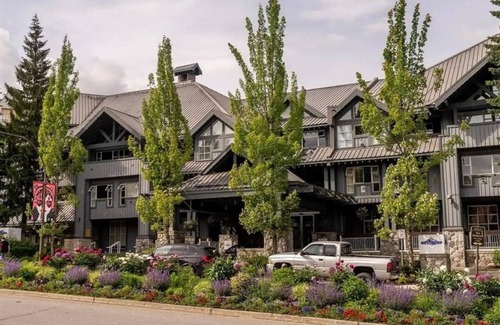 Whistler Condo | Glacier Lodge: Steps to Trails & Nature