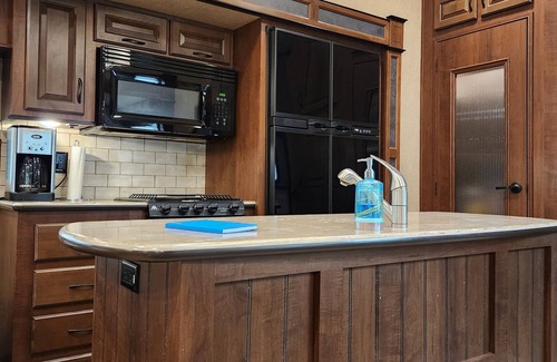 Gatlinburg - Pigeon Forge House | Glamping Experience in Gatlinburg