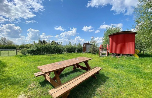 Cricklade Cottage | Glamping in The Cotswolds.