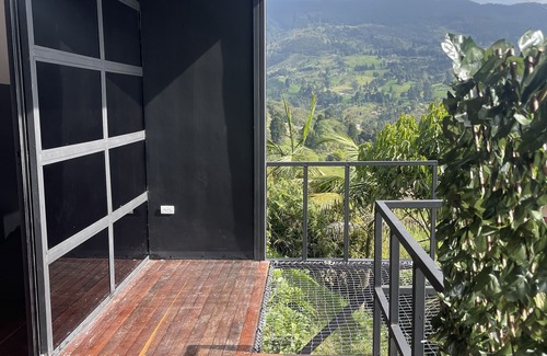 Medellin Cabin | Glamping Medellín Cabaña al Aire Libre