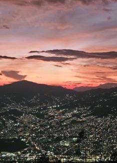 El Rosario Ski Chalet | Glamping SABIA con Wifi, fogata y vistas de Medellín