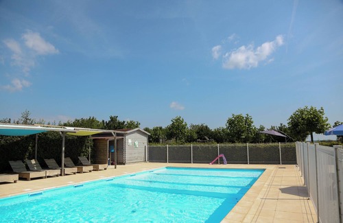Jayac RV Rental | Glamping 'Safarilodge Standard Tent 6 4 Pers' with Private Terrace, Shared Garden and Wi-Fi