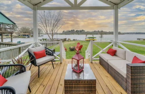 Willis House | Glamping Waterfront Tiny Cottage- FREE Kayak/SUP