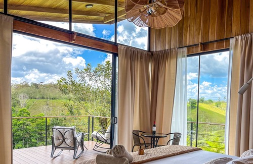 Monterrey Cabin | Glass Cabin Fortuna/Private/Farm Experience
