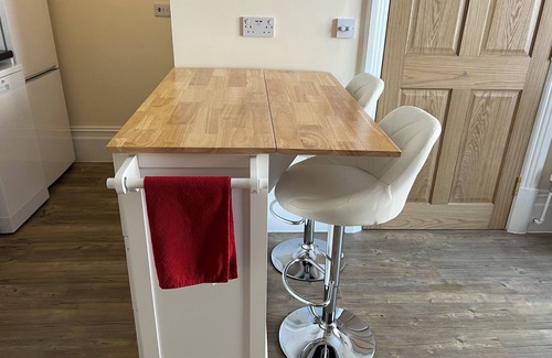 Glastonbury Apartment | Glastonbury Getaway - Ground Floor, 1 BD Apt, Sleeps 3