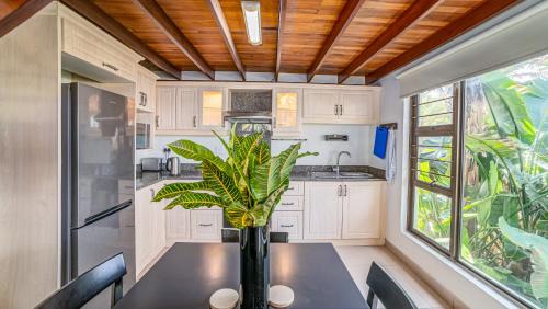 Umhlali Beach Apartment | Gleisner Hospitality -Sea Wood