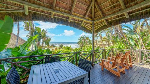 Umhlali Beach Apartment | Gleisner Hospitality -Sea Wood