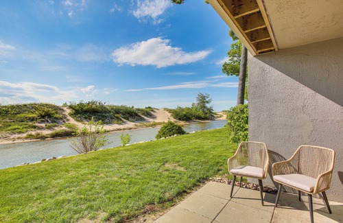 Glen Arbor Apartment | Glen Arbor Riverfront Retreat: Steps to Beach!