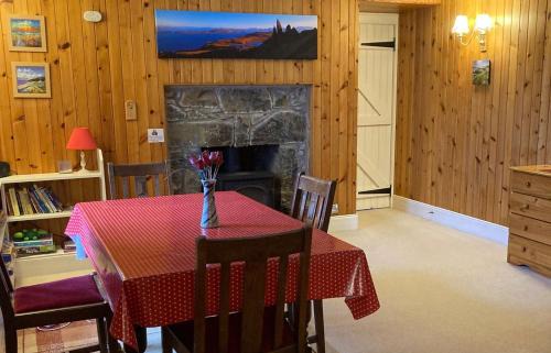 Achachork House | Glen Osdale