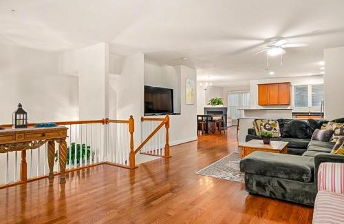 Glen Riddle House | Glen Riddle Pleasant Colony 104