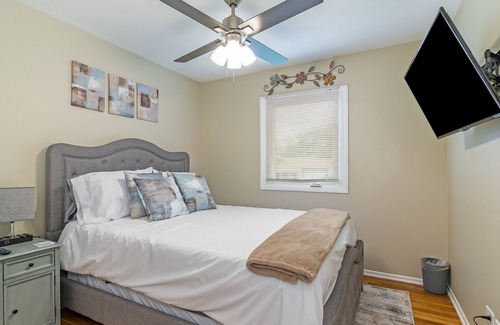 Glendale Heights House | Glendale Heights FHS Rental!
