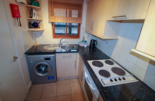 Keswick Cottage | Glenmore Hewetson Court Keswick - a cottage that sleeps 4 guests in 2 bedrooms