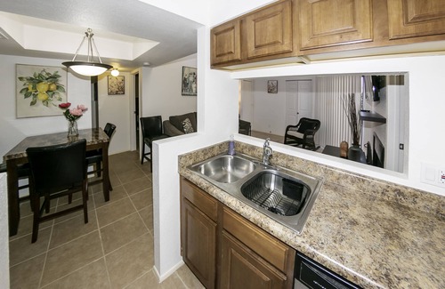 Samos Condo | GLENN 225 COPPERSTAR